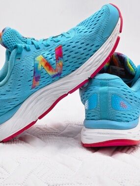 New Balance Shoes 680 v6 Running Womens 9 Blue Tie Dye emblem Style Athletic